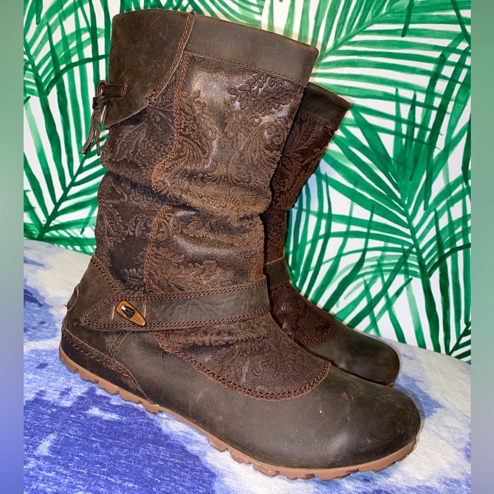 Merrell Haven Brown Embossed Leather Slouchy Boots